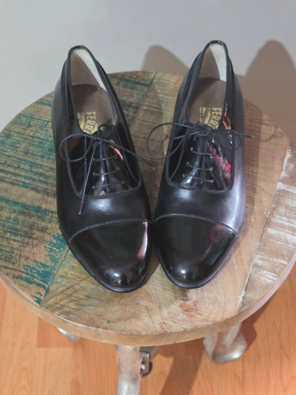 Salvatore Ferragamo Men’s Black Leather Oxford Shoes